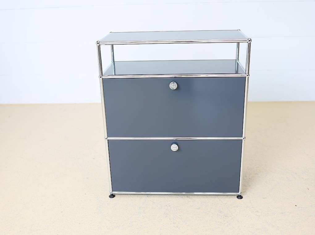 USM Cassettiere: USM Haller Sideboard | Anthrazitgrau 1x3 | Neuwertig – Usato da Meinisberg venduto da atelier_TILIJA 2