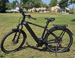 Cube Kathmandu Hybrid SLT 750