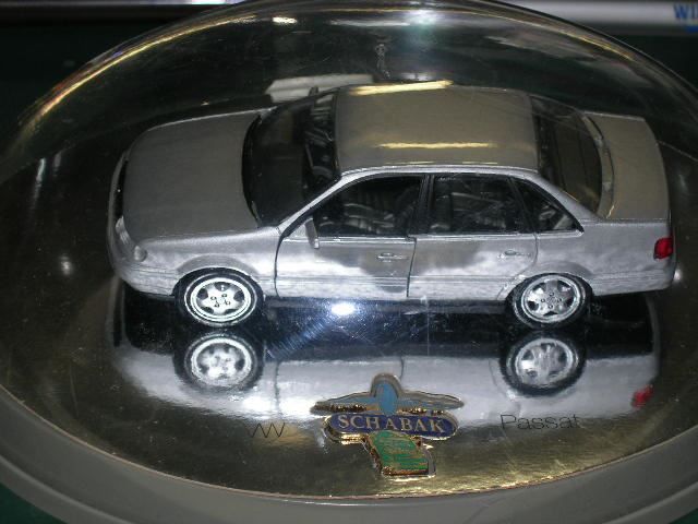 Volkswagen Modellini d'auto: VW Passat silber * Schabak 1:43 – Nuovo e nell'imballaggio originale da Hornussen venduto da Amw