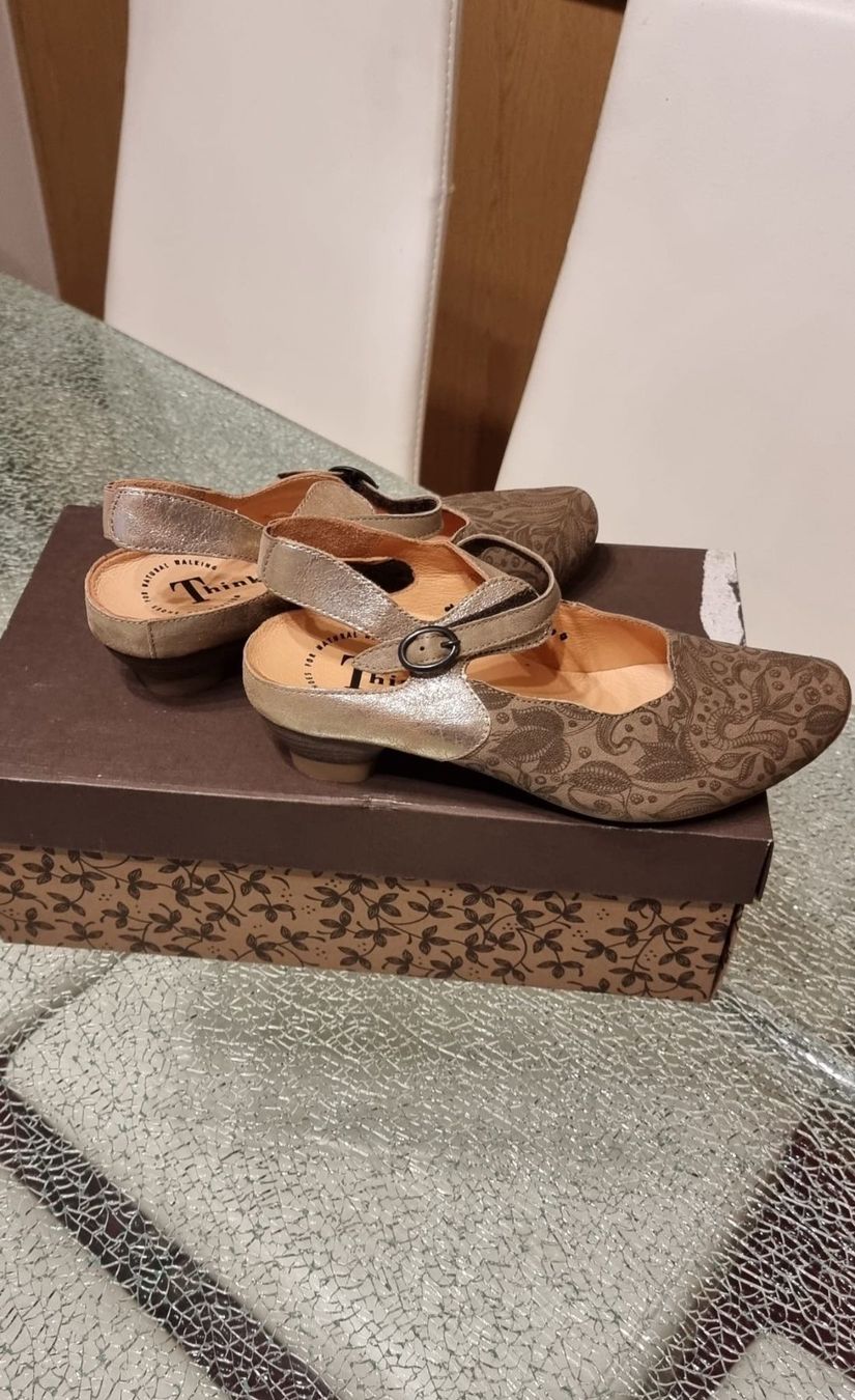 Think Damenschuhe: Think! Gr. 37.5 – Gebraucht aus Luzern von Reni025 3