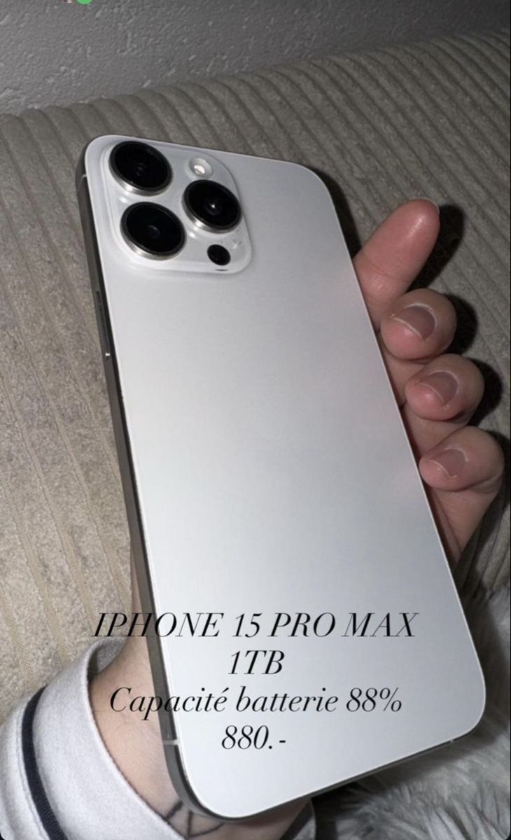 Apple Portables: IPHONE 15 Pro Max 1 TB.  85% batterie – D'occasion à Vernier par est_w55w