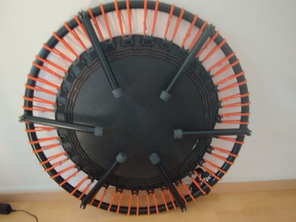 Bellicon Trampolines: Bellicon Trampolin mit Klappbeinen – D'occasion à Biberist par Trinityforneo 3
