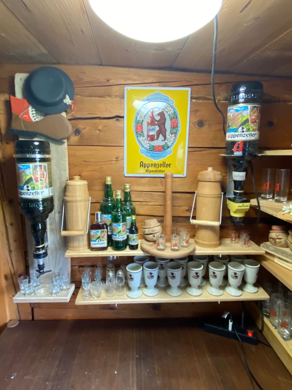 Sgabelli: Appenzeller...  Melchstuhl..! – Nuovo e nell'imballaggio originale da Wattwil venduto da Hoelzig 3