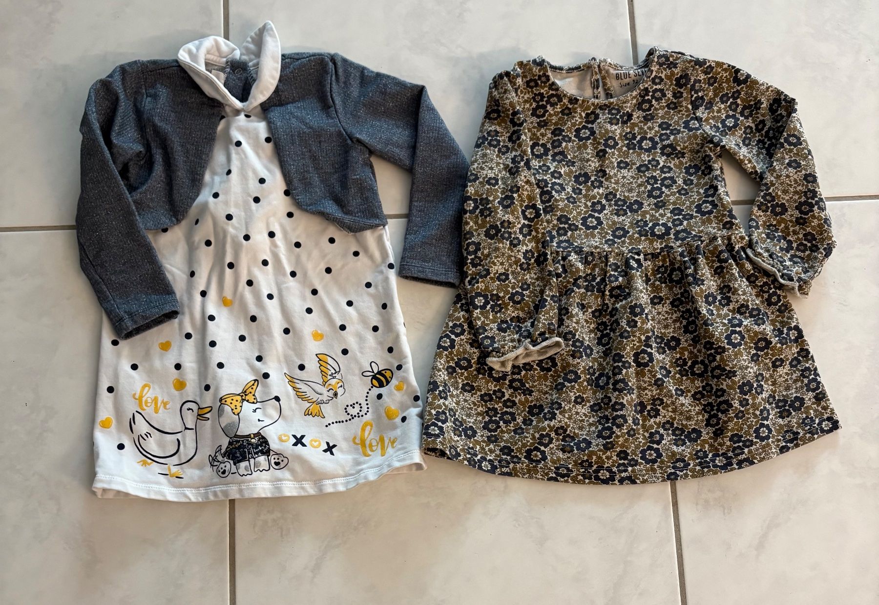Robes et jupes: 2x Kleidchen Grösse 92 – D'occasion à Wangen ZH par pink28