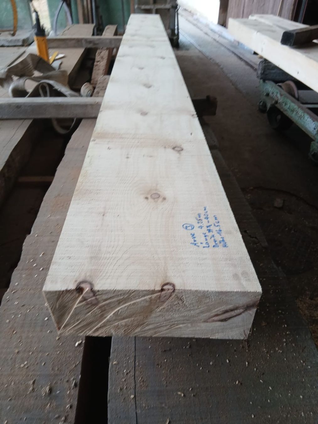 Articoli in legno: Arve Holz Balken nr. 3 – Nuovo (secondo la descrizione) da Hasle LU venduto da Arag08