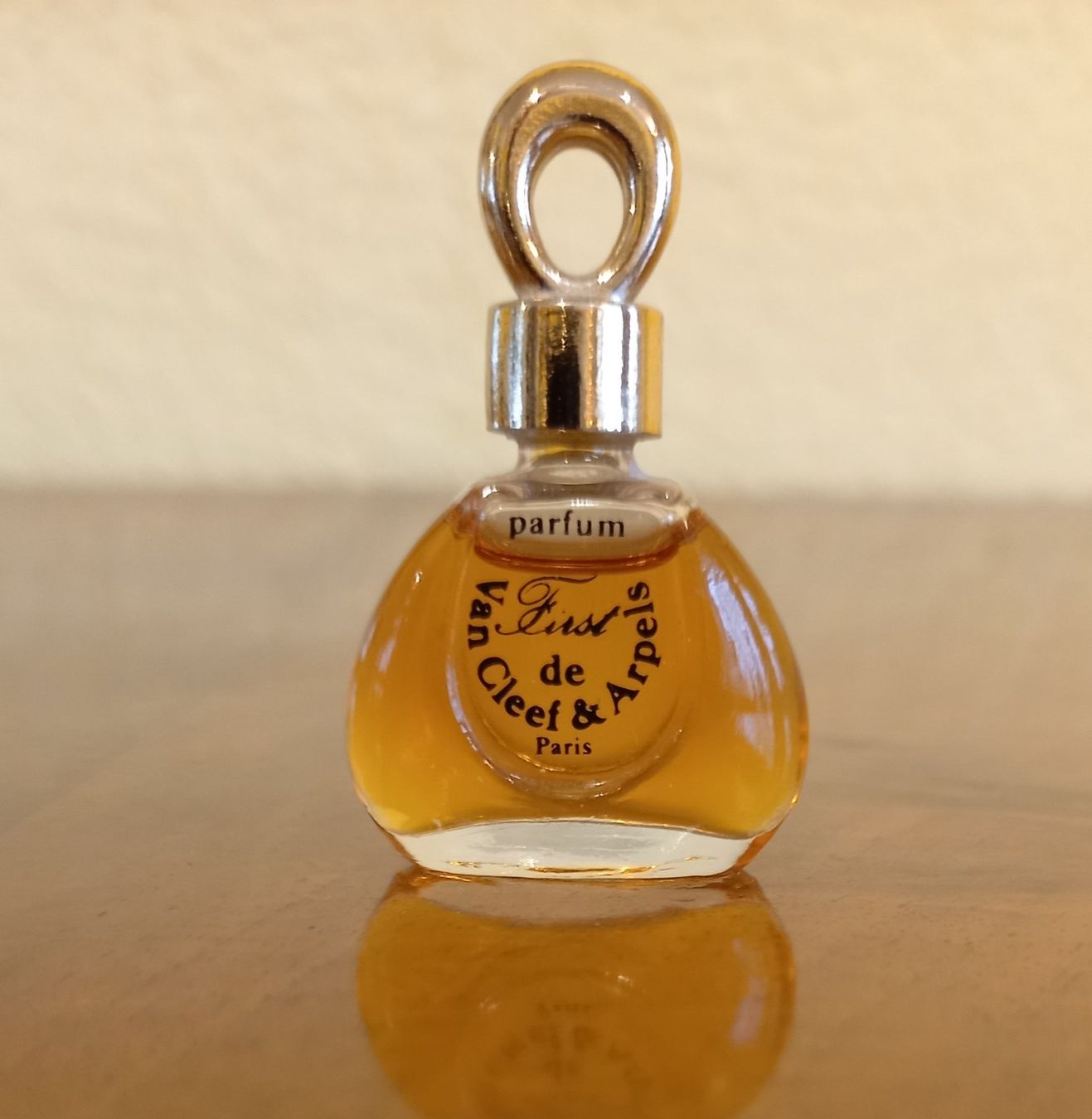 Flacons: 6 mignons flacons de parfum miniatures – D'occasion à Lausanne par leneko 6