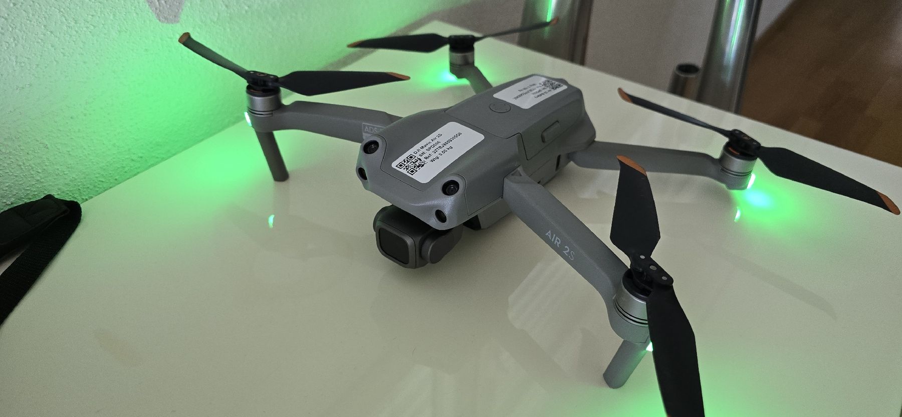 DJI Modellismo RC: Drone DJI Air 2S + multiples accessoires – Usato da Lausanne venduto da Neo_1er 6