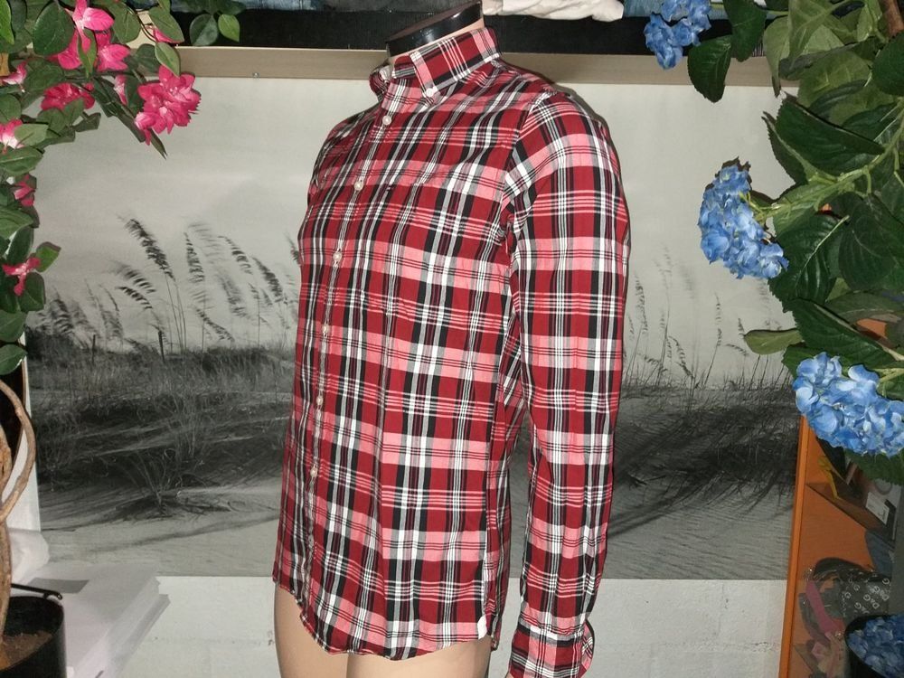 Tommy Hilfiger Camicie: Chemise / Hemd TOMMY HILFIGER  Taille / Grosse S .... – Usato da Cossonay-ville venduto da Super-Price-Quality 3