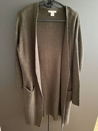 Olivgrüne Strickjacke - H&M