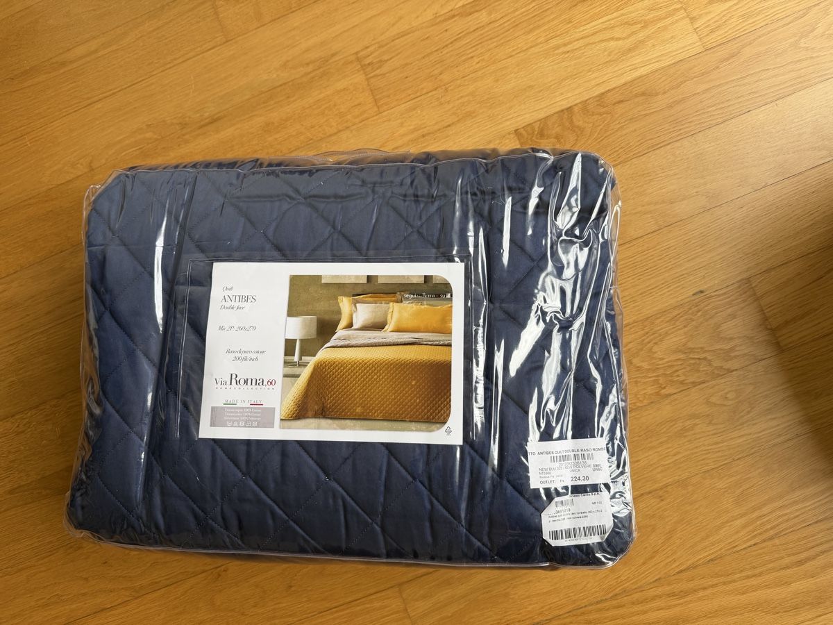 Couvertures: Steppdecke hellblau gesteppt neu in OVP chf 345 – Neuf avec emballage d'origine à Baar par Trueffelmaus 1