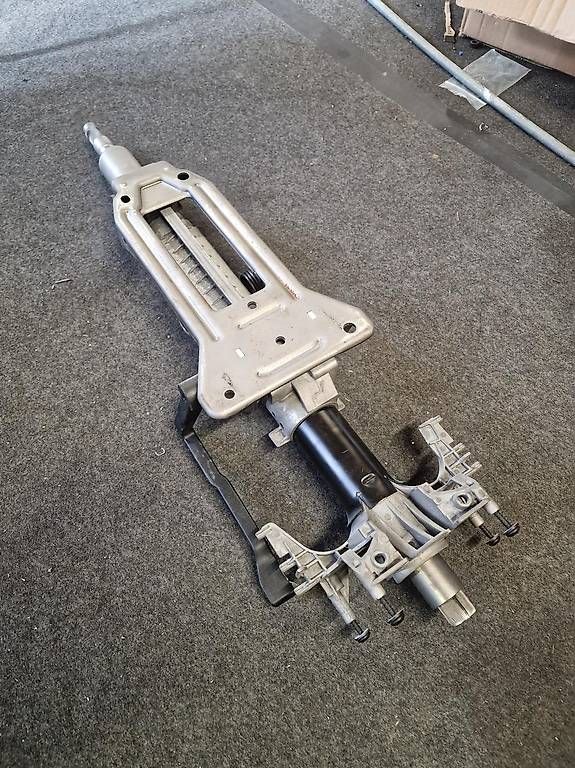 BMW Tutti pezzi di ricambio auto: BMW E9X M3 Lenksäule – Usato da Wohlen AG venduto da ConvexExile05
