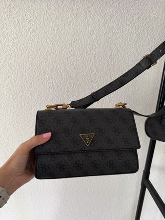Guess Shoulder Bag With Coin Purse 