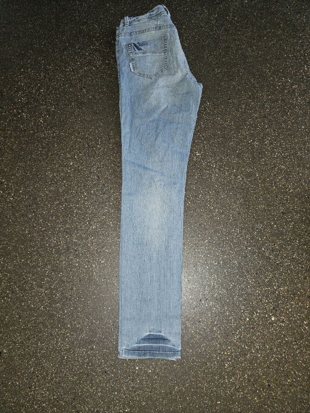 Marc Cain Jeans: Marc Cain Jeans Damen hell blau Gr N2 Gr S – D'occasion à Anwil par tamoos 1