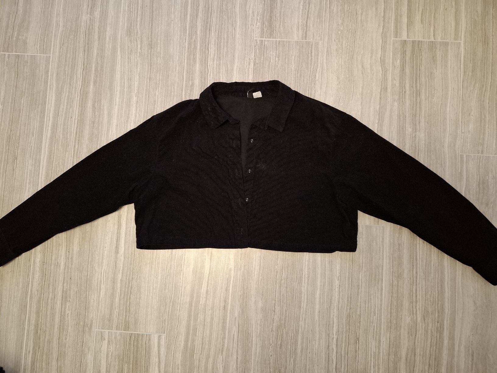 H&M Camicette: chemise noire – Usato da Ecublens FR venduto da ame_y8tq 3