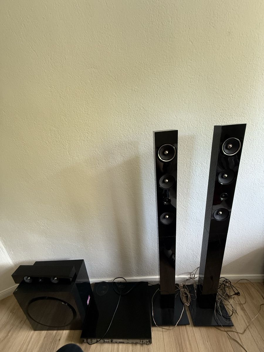 Samsung Home cinéma: Samsung Heimkino-System – D'occasion à Schmiedrued par kon_hg56