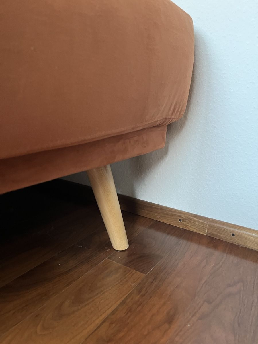 Sofas: Cozy Sofa in velvet  – Gebraucht aus Basel von rug_7r5p 2