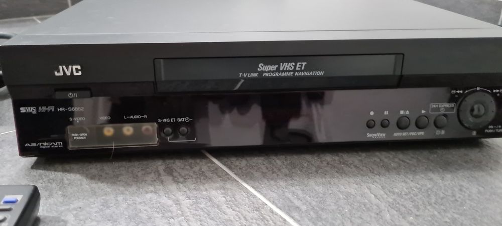 Magnétoscope jvc hr-s7965ef - super vhs et - pal/secam à Paris | Clasf