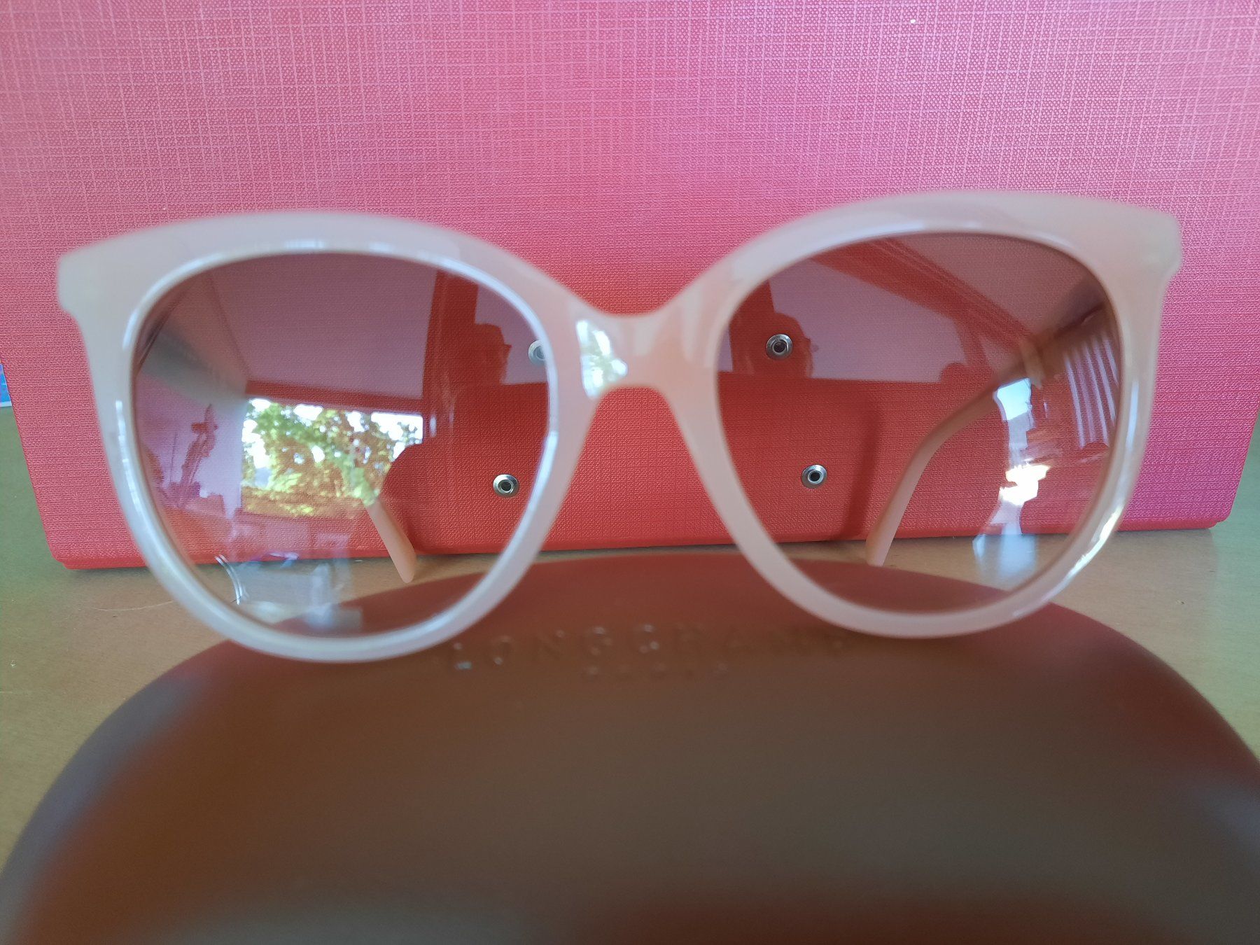 Longchamp Lunettes & Verres: Sonnenbrille – Neuf avec emballage d'origine à Zürich par pia_p95m 1