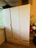 Schrank zum verschenken 