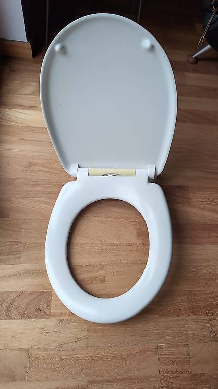 WC: Klohdeckel Kuh – D'occasion à Birmenstorf AG par R_C_B 1