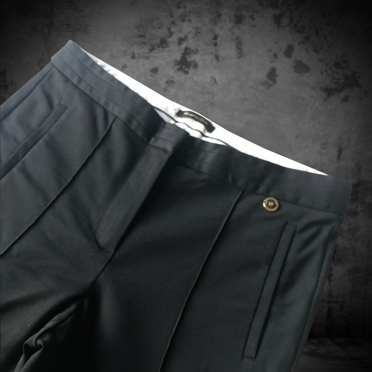 Massimo Dutti Pantaloni: Pants Massimo Dutti Black Women 38 – Usato da Genève venduto da ang_7j7j 3