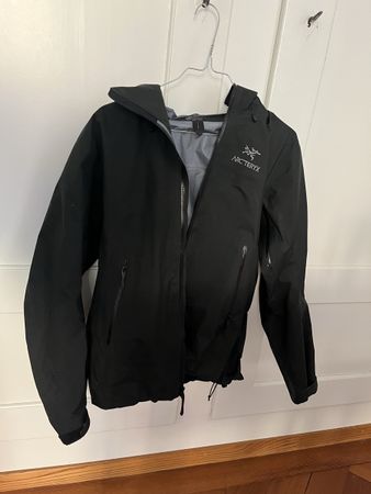 Arcteryx Jacke NEU, S Damen Beta AR