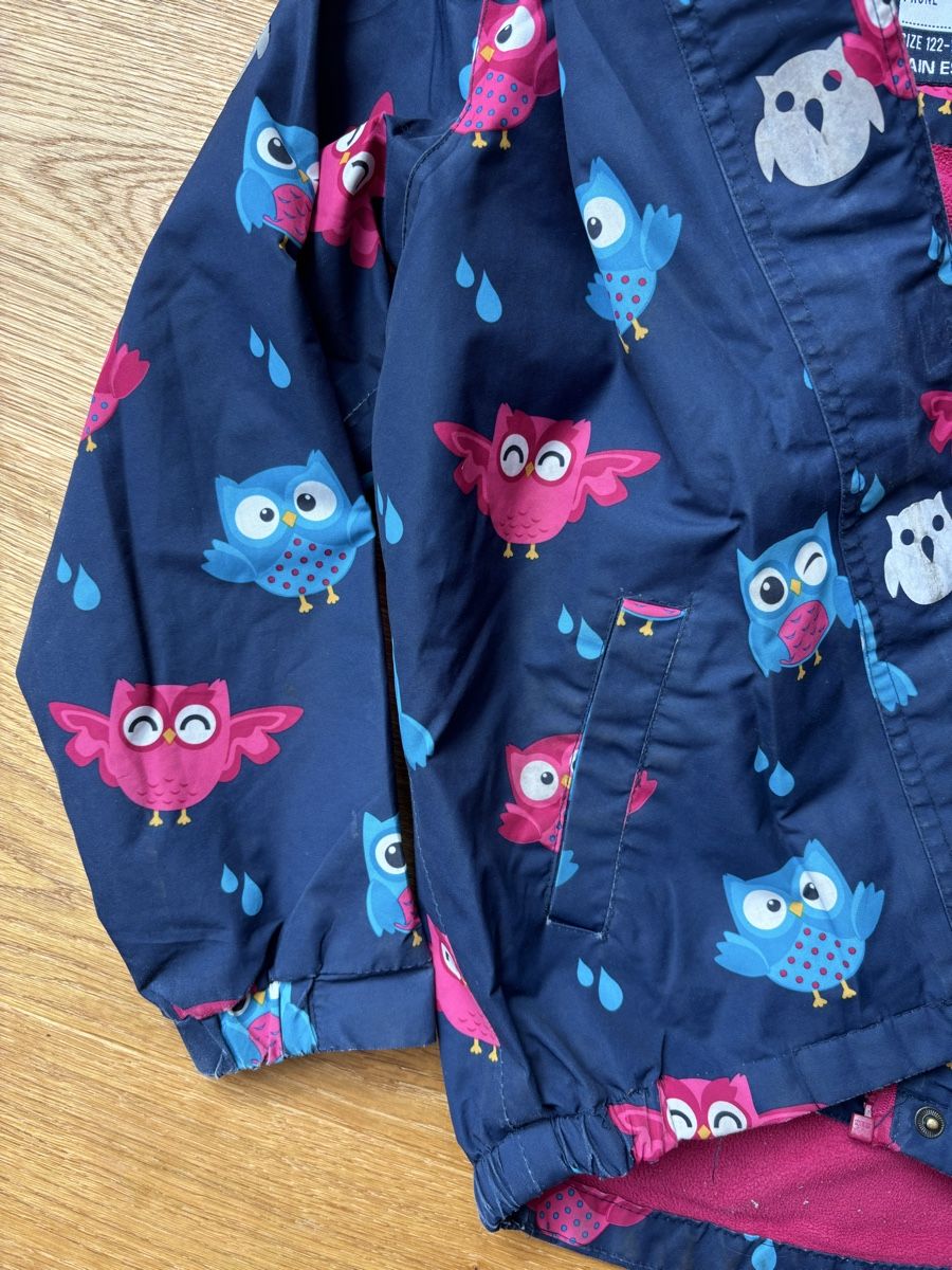 Giacche & Cappotti: Kids Rain Essentials Owl Raincoat, size 122-128 – Usato da Thalwil venduto da ver_j2lw 4