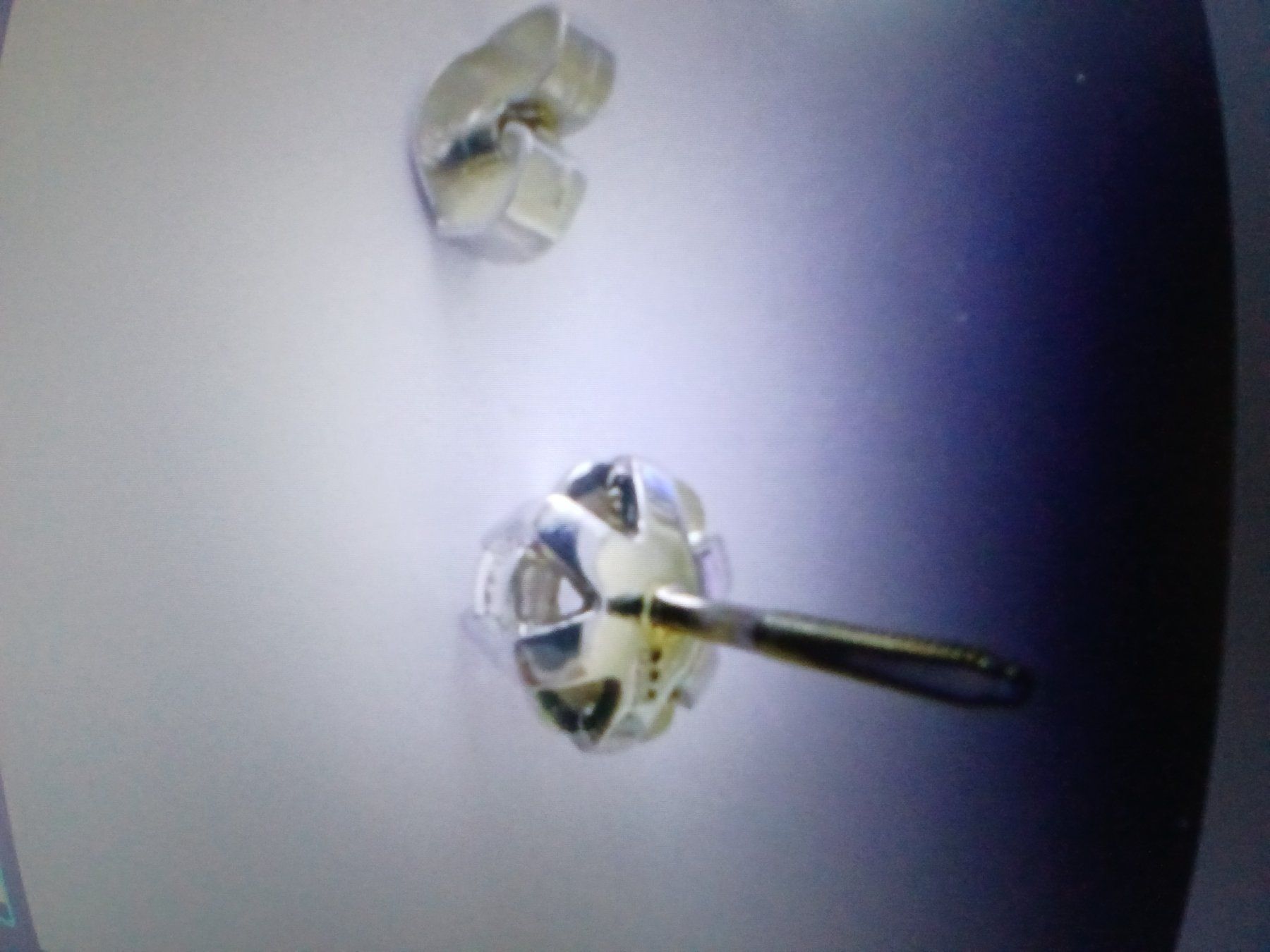 Orecchini pendenti & Orecchini a lobo: Ohrstecker 750 Weissgold, gestempelt – Usato da Stallikon venduto da madi0320 1
