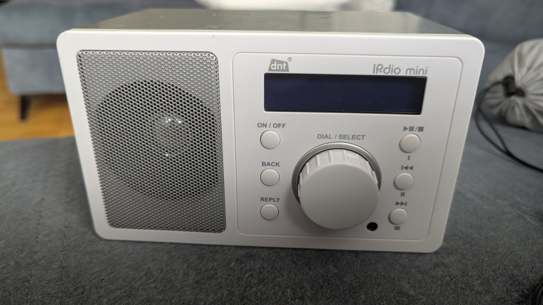 Radios: DNT IP-dio Mini Internetradio WLAN – D'occasion à Root par wawwa71