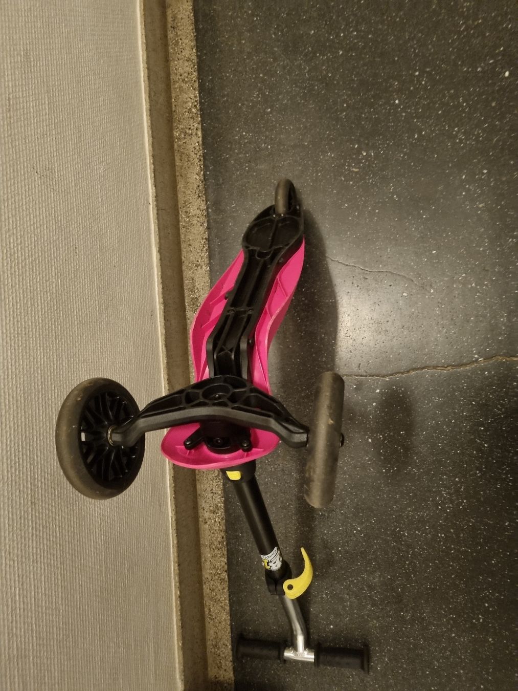 Oxelo Kickboard: roller trotti kickboard – Usato da Basel venduto da Waranwaran 2