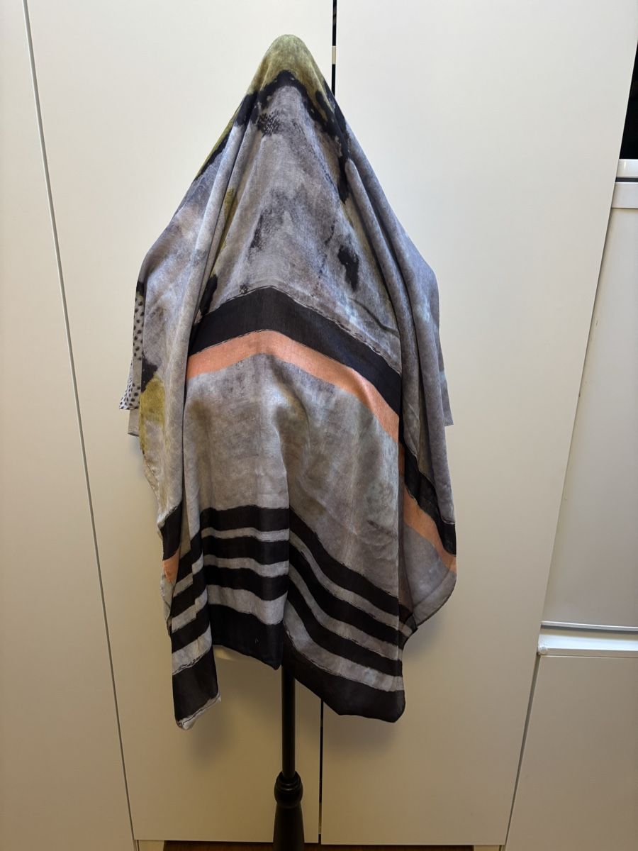 Foulard & Sciarpe: Damen Schal mit abstraktem Muster – Nuovo (secondo la descrizione) da Celerina venduto da Heli87 3