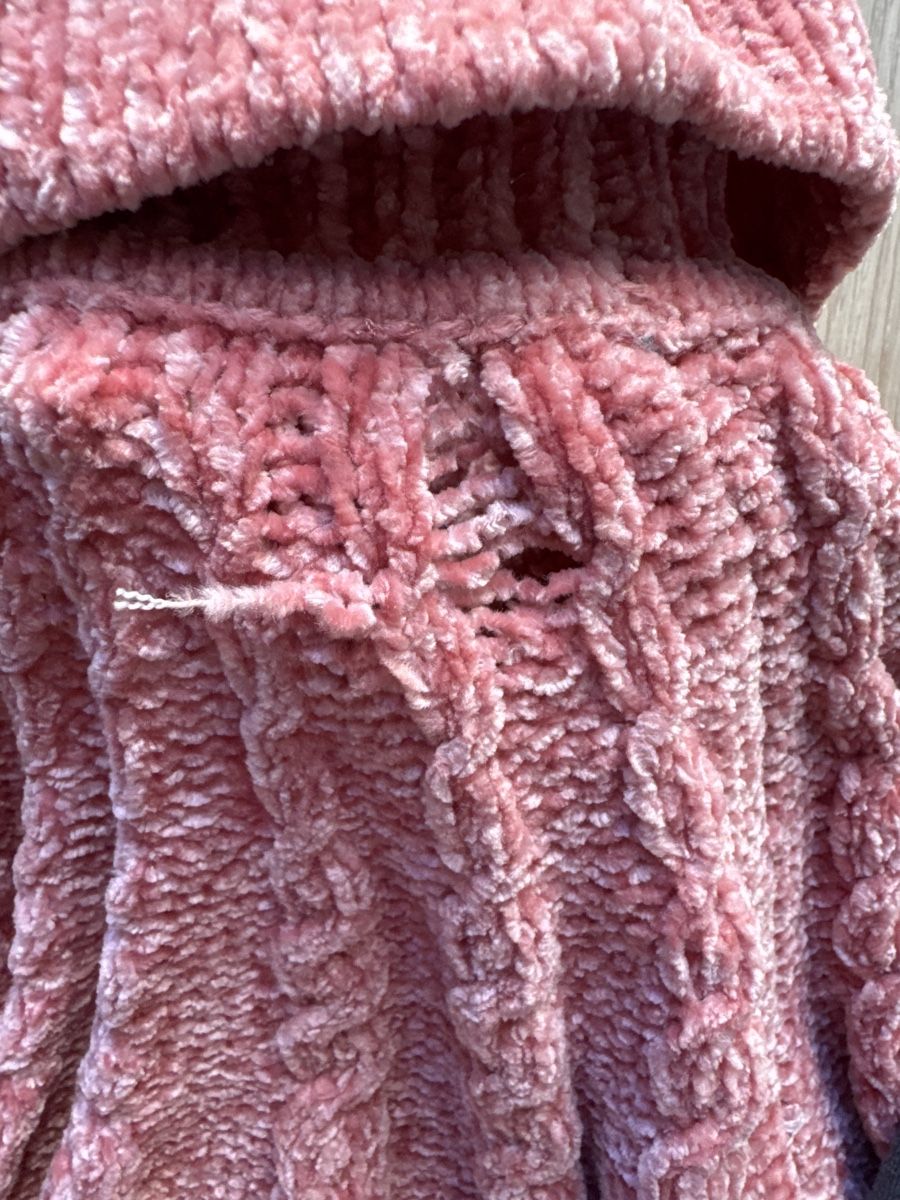 Kleiderpakete & -sets: Übergangs Set Mädchen, Gr. 110 Pulli, Gilet, Shirt, Söckli – Gebraucht aus Hettlingen von sch_gr5s 6