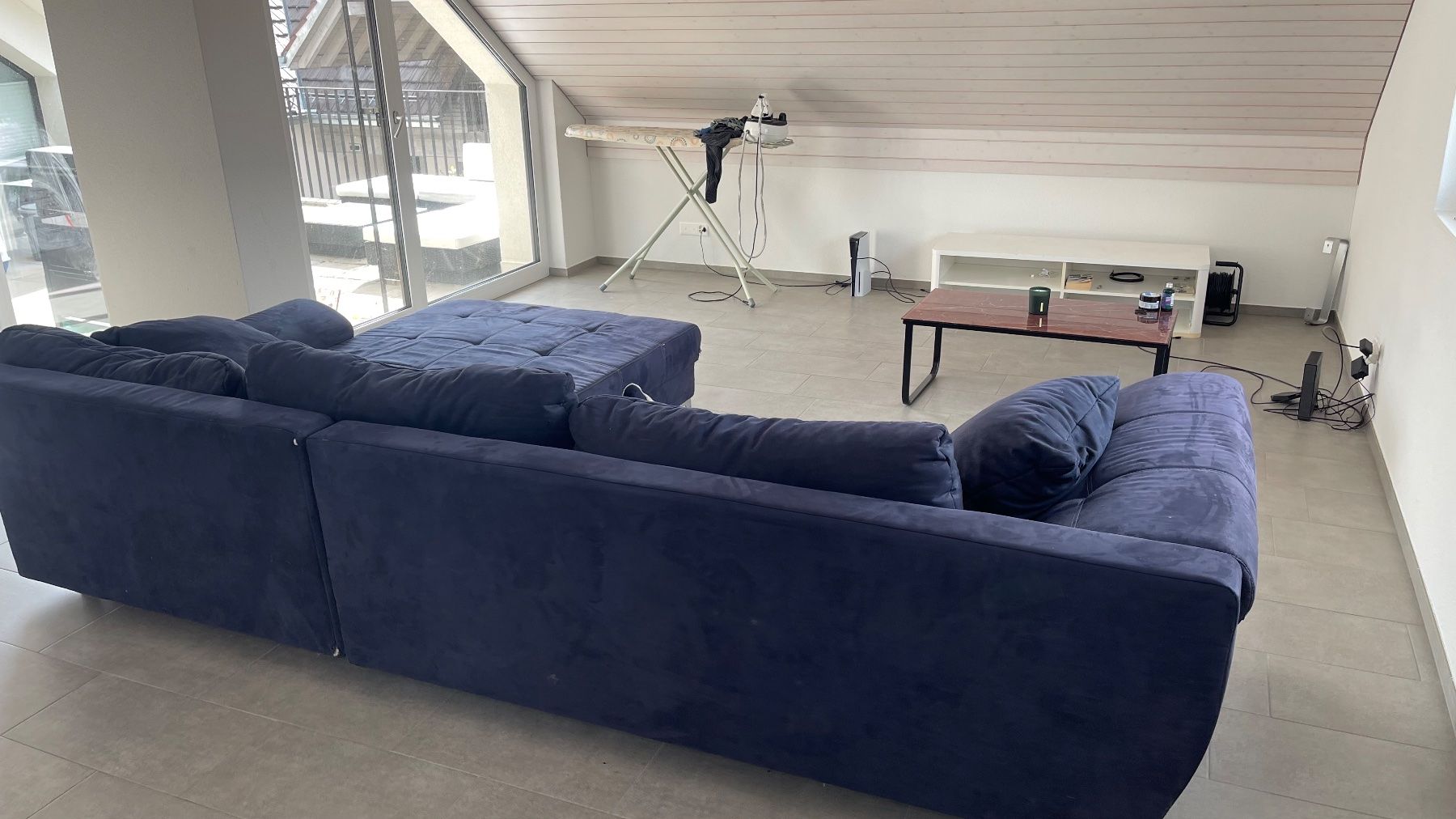 Sofas: Grosses Ecksofa blau gebraucht – D'occasion à Möriken AG par JasonAveiro 2