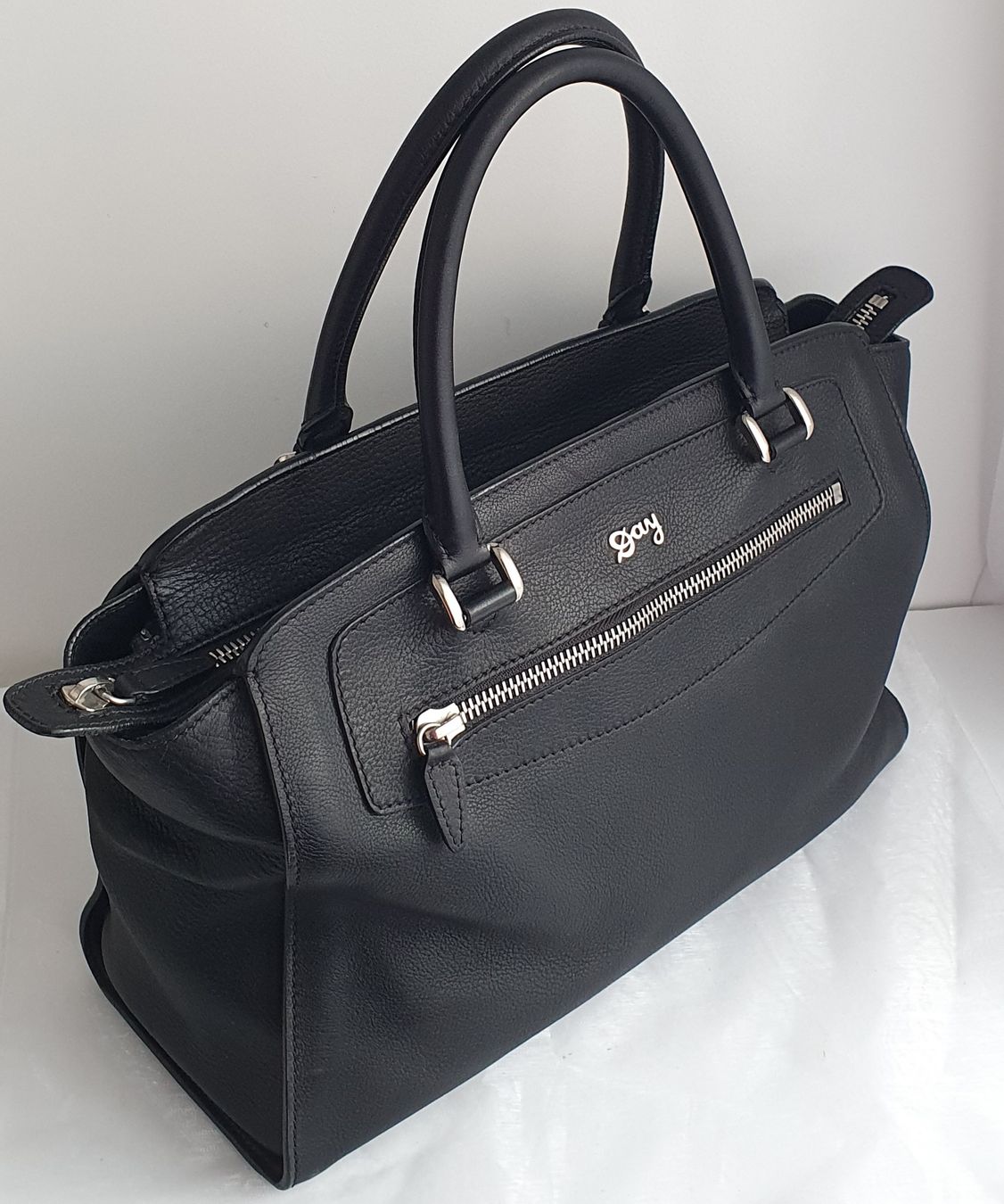 Borse da donna: Day Handtasche aus Leder  Schwarz – Usato da Niederteufen venduto da Mira_72 1