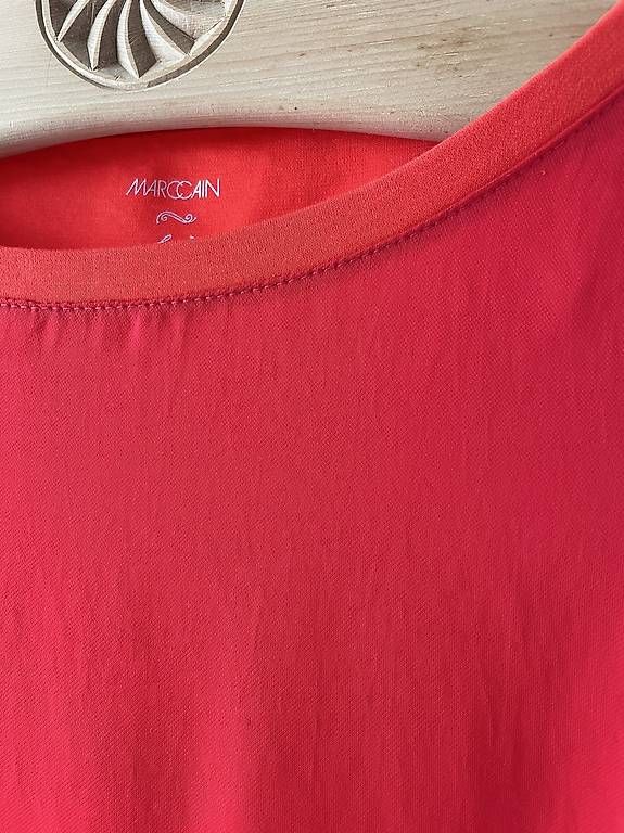 T-shirts: Shirt von Marc Cain – D'occasion à Meisterschwanden par xX3000Xx 3