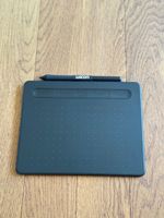 Wacom Intuos Bluetooth Grafiktablett mit Stift
