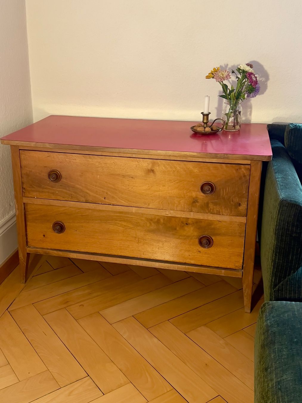Cassettiere: Kommode mit zwei Schubladen Holz – Usato da Bern venduto da HeloiseSchmutz
