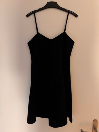 Vestito nero con spalline sottili taglia M