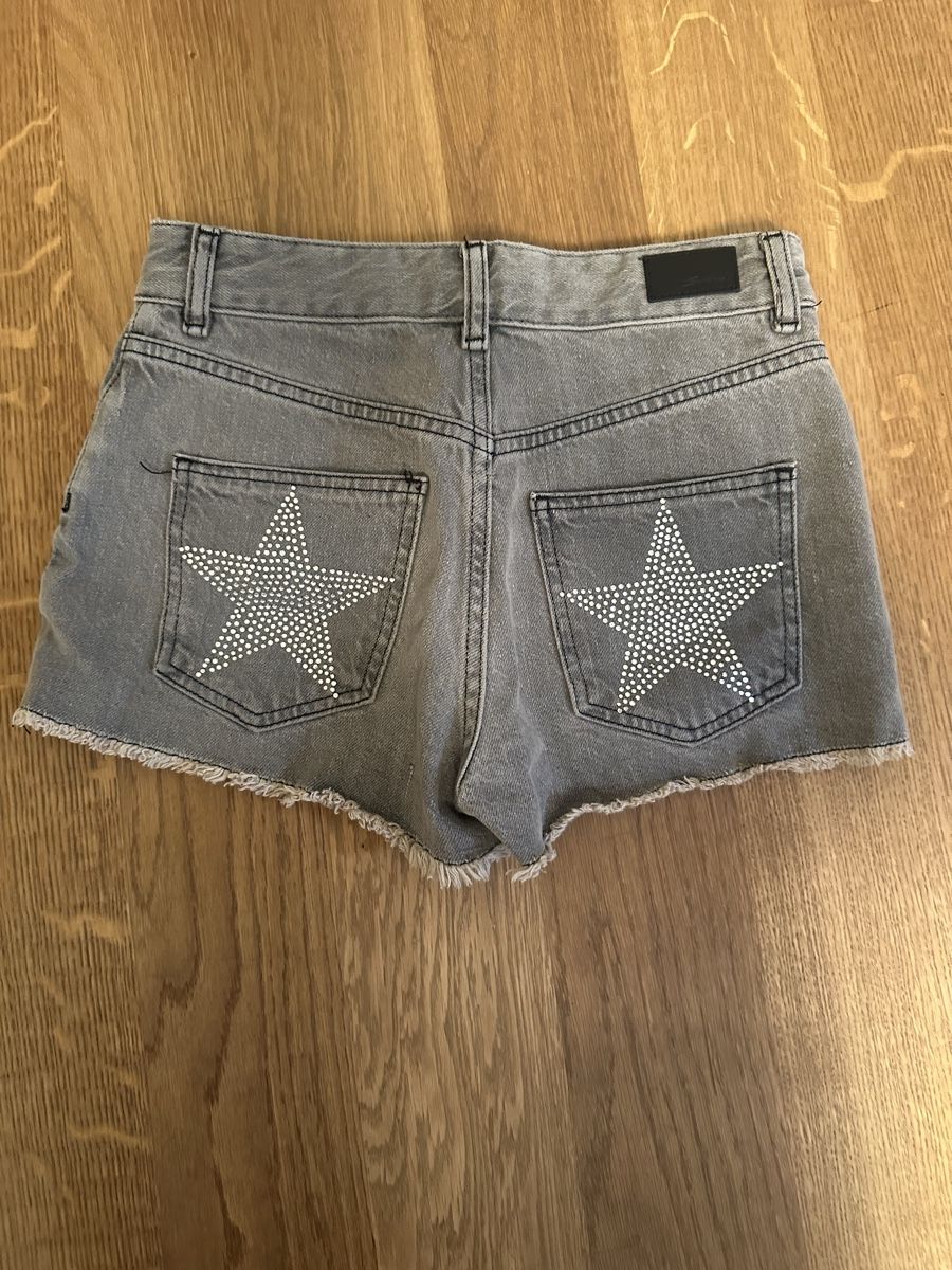Jeans: Subdued Denim shorts – Usato da Binningen venduto da mar_nz5s 3