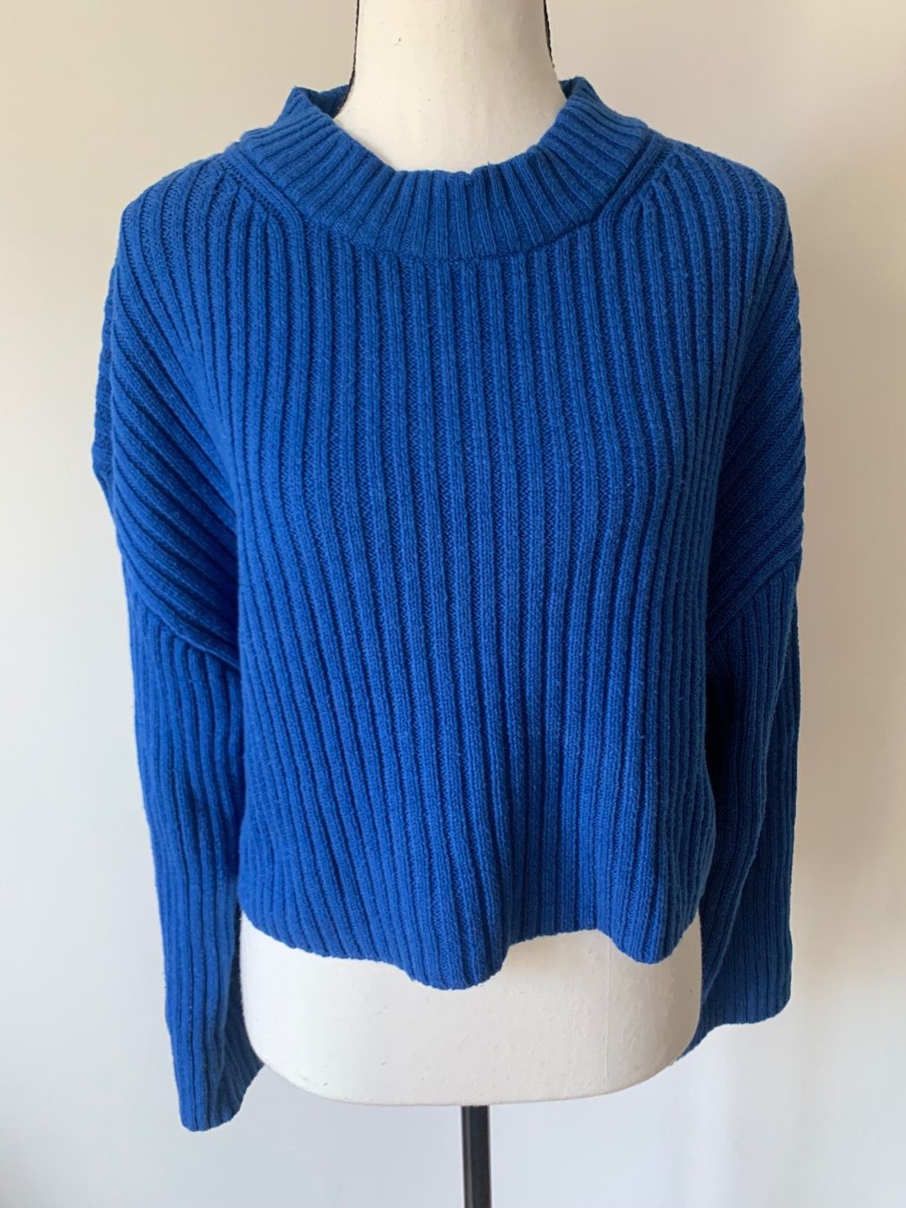 H&M Pullover & Sweatshirts: Kurzer Strickpullover Gr. M oversize, Pullover cropped blau – Neu (gemäss Beschreibung) aus Regensdorf von secondchancefashion