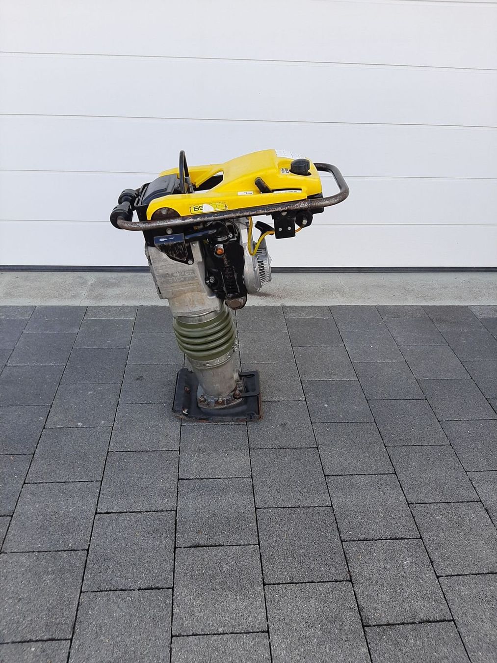 Wacker Neuson Tutte le macchine: Grabenstampfer Rammer Wacker Neuson – Usato da Rain venduto da Kleinmoto 4