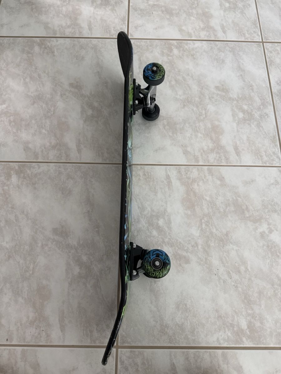 Skateboards: Skateboard Deck schwarz gebraucht – Usato da Eglisau venduto da zeinab_e77 2