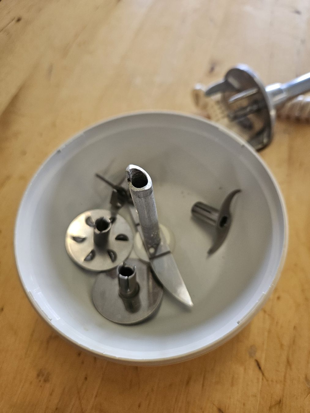 Bamix Küchengeräte: Stabmixer Bamix mit Zubehör – Gebraucht aus Pratteln von Cartonsducoeur_bl 5