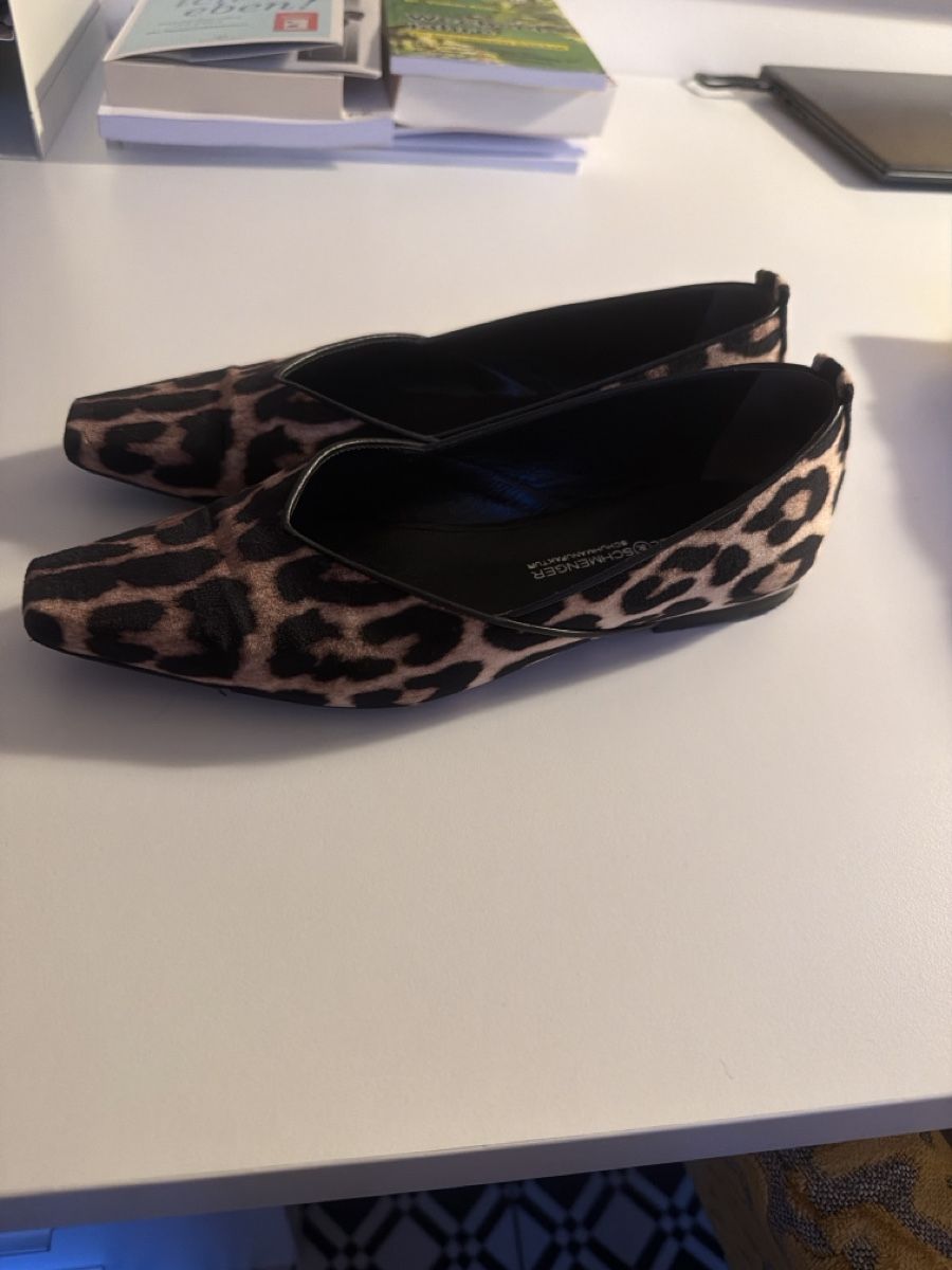 Kennel + Schmenger Scarpe da donna: Kennel & Schmenger Slipper Leo-Look, Grösse 37 – Usato da Schaan venduto da son_fr365