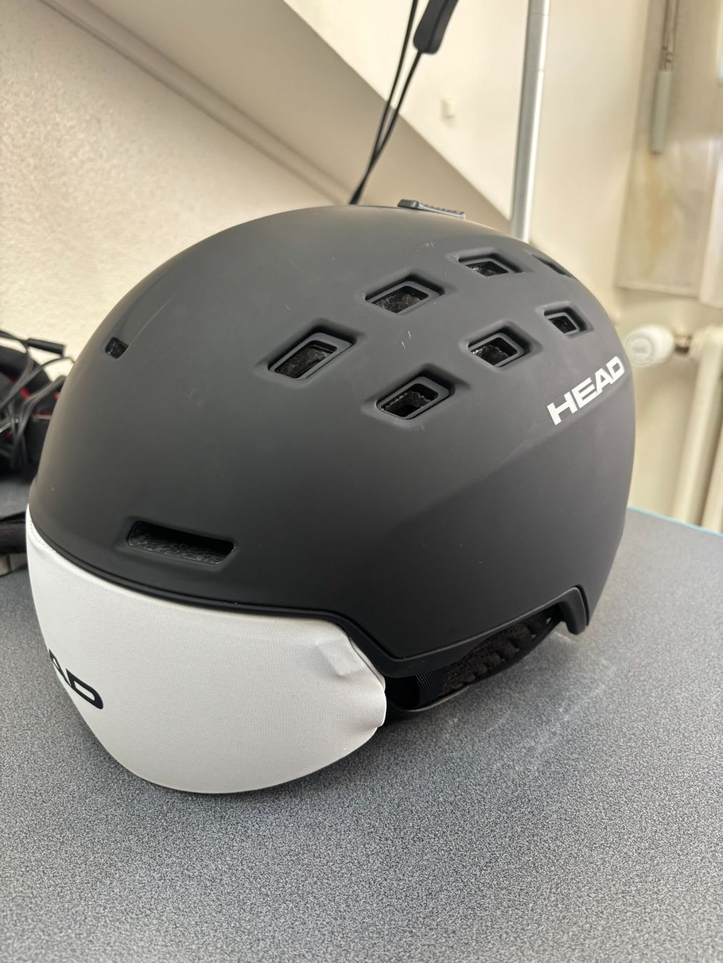 Head Caschi: Casque nouveau - HEAD RADAR BLACK – Nuovo (secondo la descrizione) da Neuchâtel venduto da pou_8tdq 1