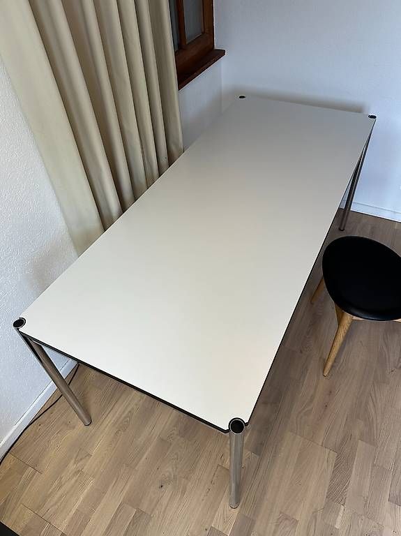 USM Scrivanie: Bureau USM Haller en stratifié gris perle // Ref. AY0440 – Usato da Ravoire venduto da ARKY_s 2