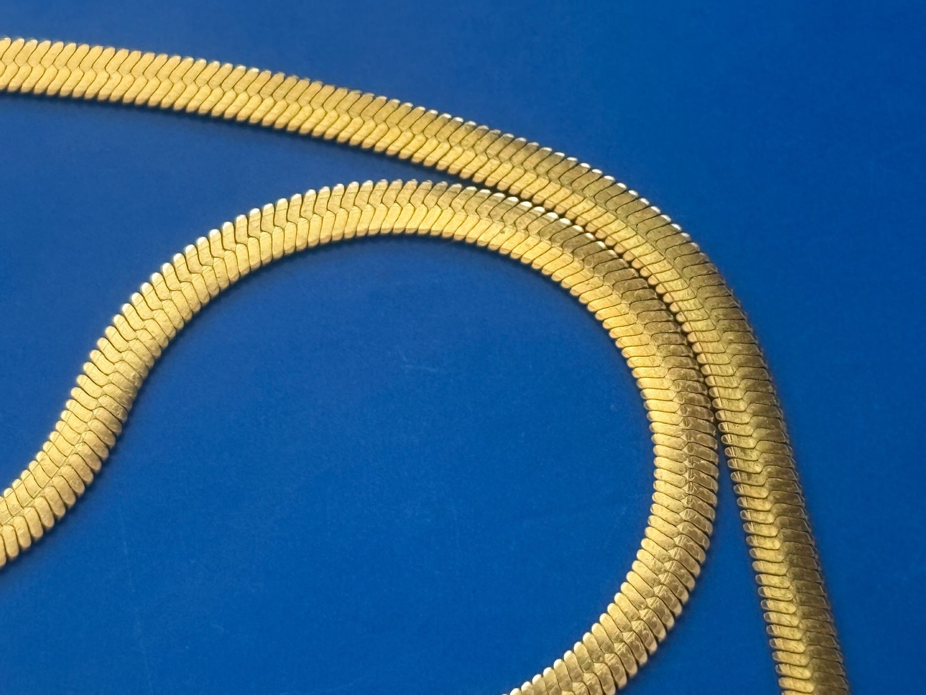 Ketten: Luxus Elegante Kette Farbe : Gold – Gebraucht aus Biel-Bienne von Roserosse13 3