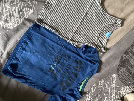 T-shirt enfant taille 110