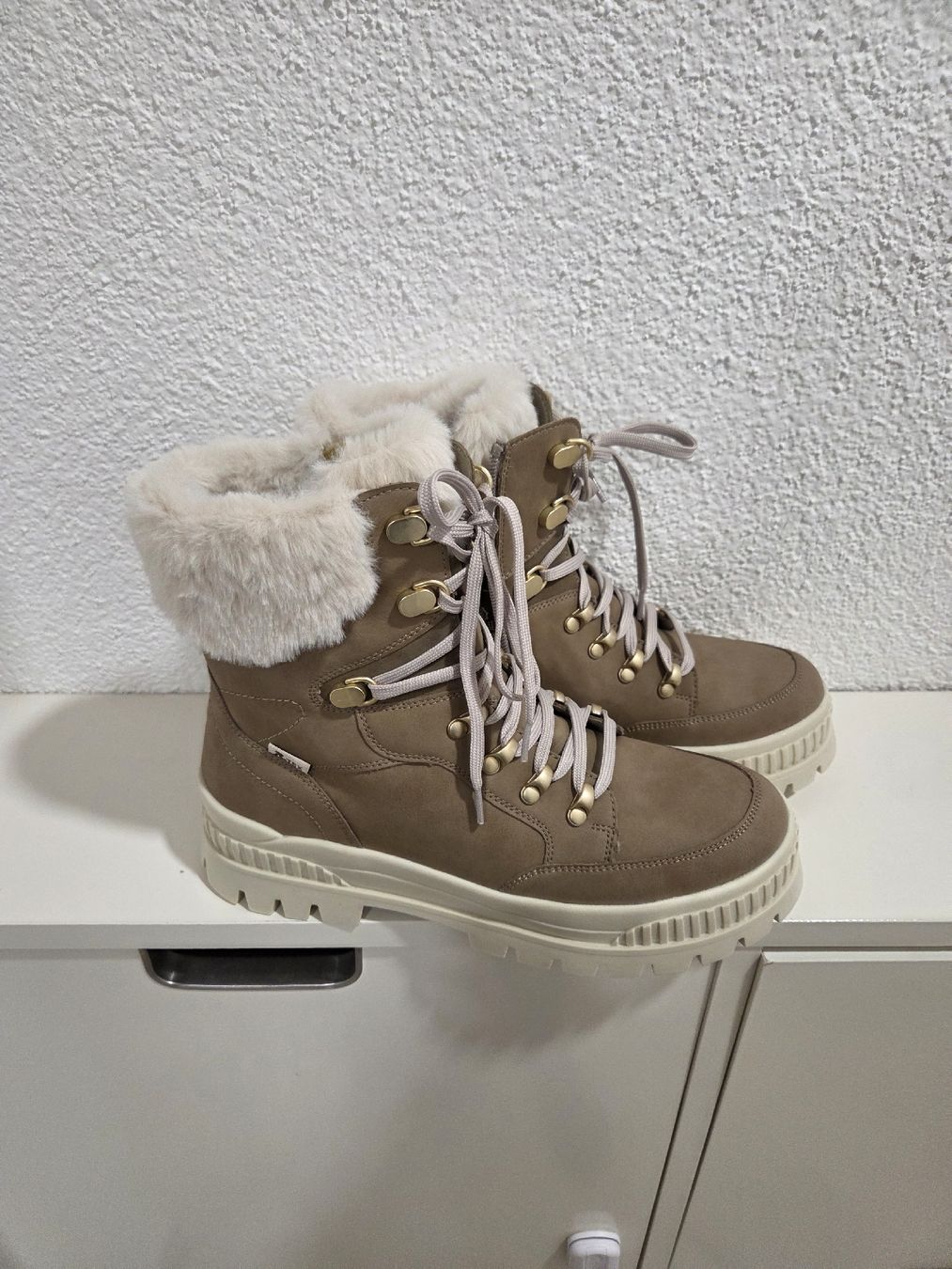 Damenschuhe: NEU Winterboots Damen, Grösse 39 – Neu (gemäss Beschreibung) aus Döttingen von kla_2gxb