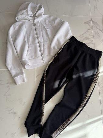 Guess Trainings Set, Grösse M